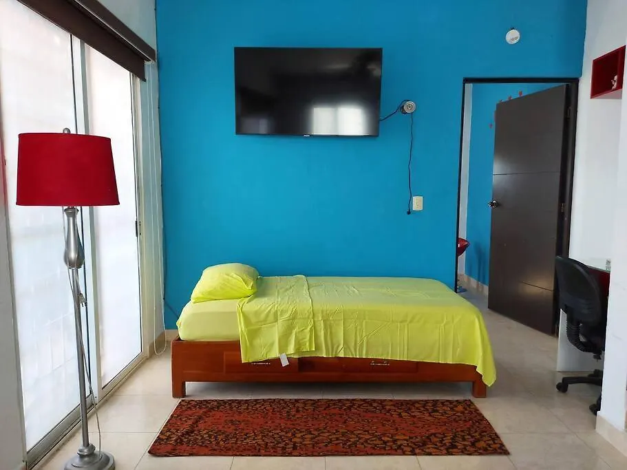 Estudio Luxury Room Τσετουμάλ